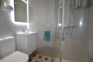 Photo 8- click for photo gallery